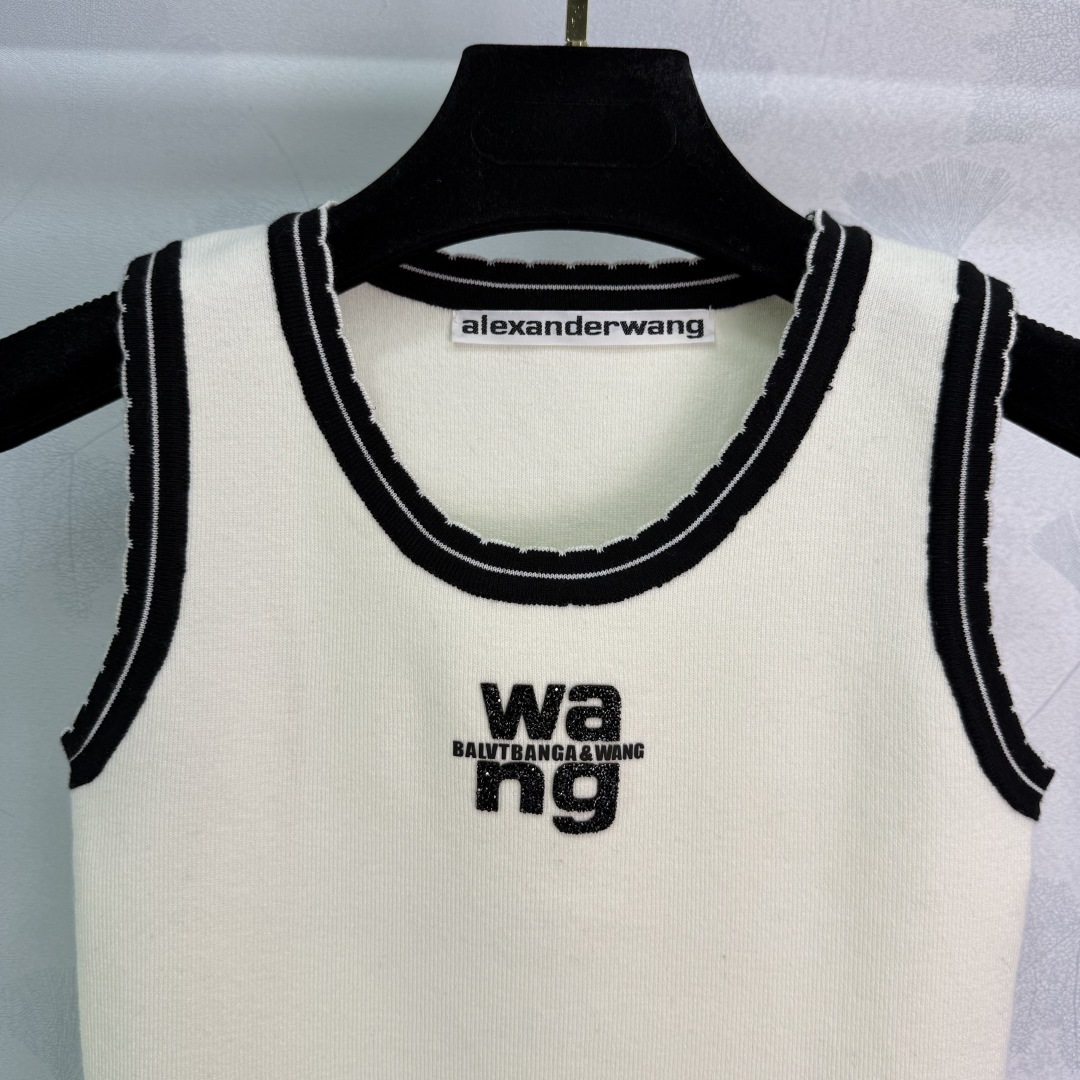 2025 Spring/Summer P322 Female Suit: Custom Wool Line, Stylish Design, Logo Pattern. - 图片 4