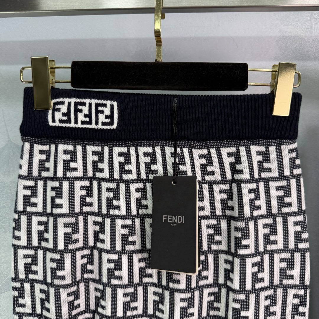 Fendi Women's Classic FF Logo Jacquard Knit Mini Skirt - Slim Fit 3 cmp i1753104211147 1103 0 1