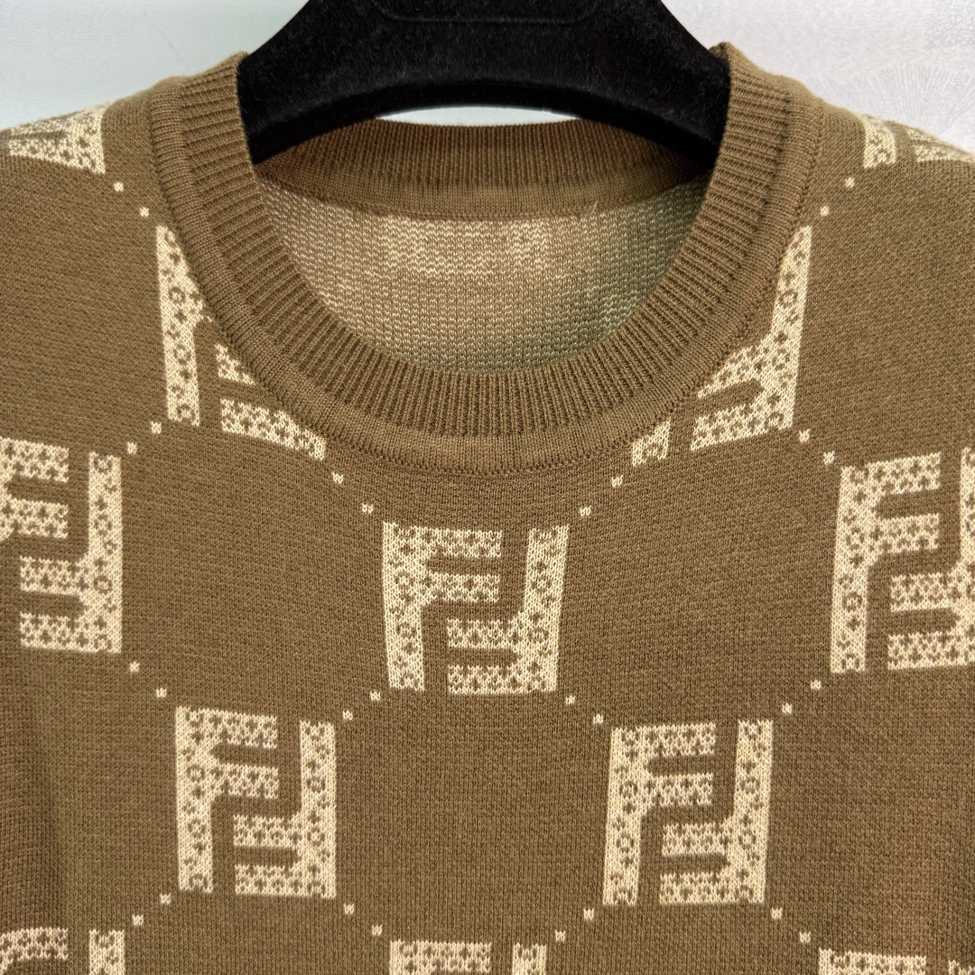 2025 Autumn Collection: Original Scrolled Female Clothes in 2 Colors and 3 Sizes - 图片 6
