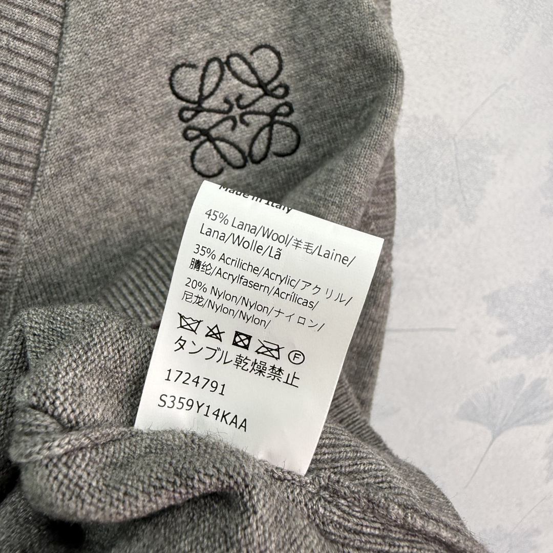 Stylish Lavender Vest with Acoustic Detailing for Winter Fashionistas - 图片 8