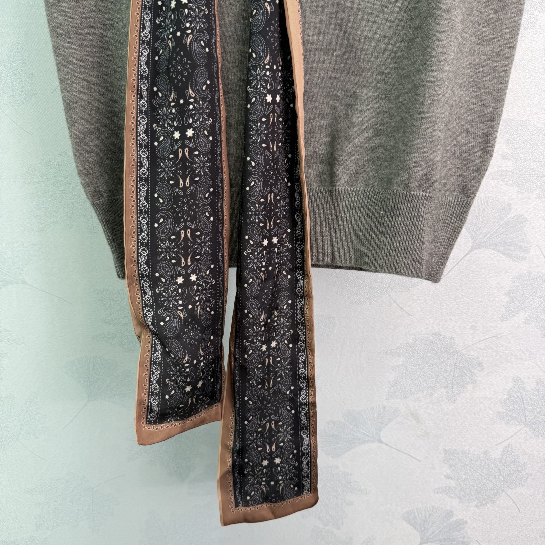 Stylish Lavender Vest with Acoustic Detailing for Winter Fashionistas - 图片 7