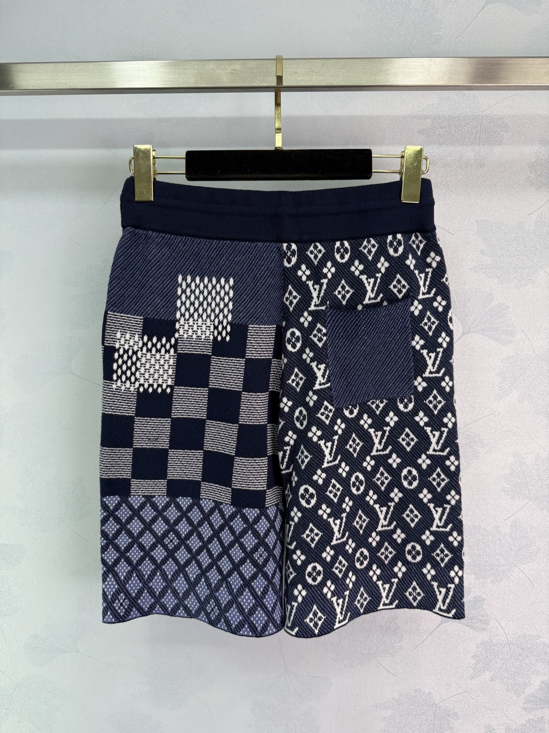 “Women’s Suit with Knitting Shorts: Classic Design, Pure Cotton, Air Comfort, Loose Fit” - 图片 7