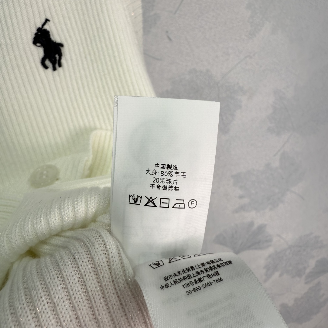 “Women’s P432 Original V-Neck Knit Suit with Pony Brand Embroidery” - 图片 8