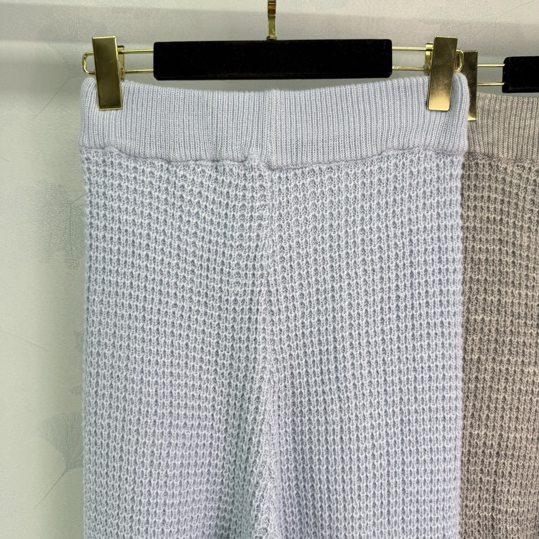 “Versatile Women’s Dress with Waffle Tweezer Detail and Soft Fabric for Various Occasions” - 图片 4