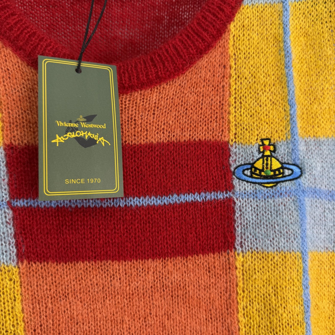 “Qingxita P384 Women’s Outfit: Saturn Logo T-Shirts and Corset Design for Daily Wear” - 图片 5