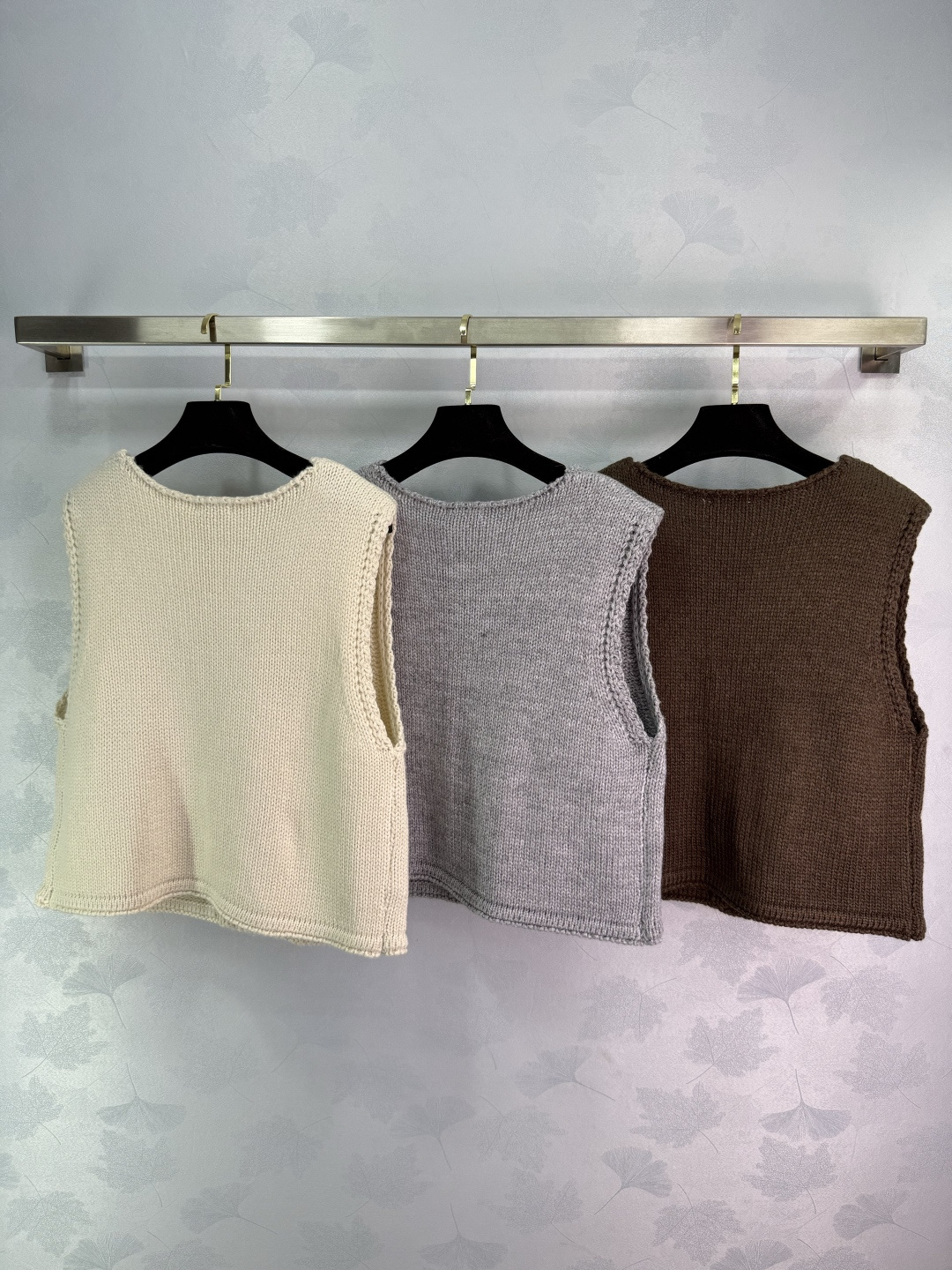 “CELIN Women’s One-by-One Wool Suit Set for Early Autumn in White/Grey/Coffee Colors” - 图片 9