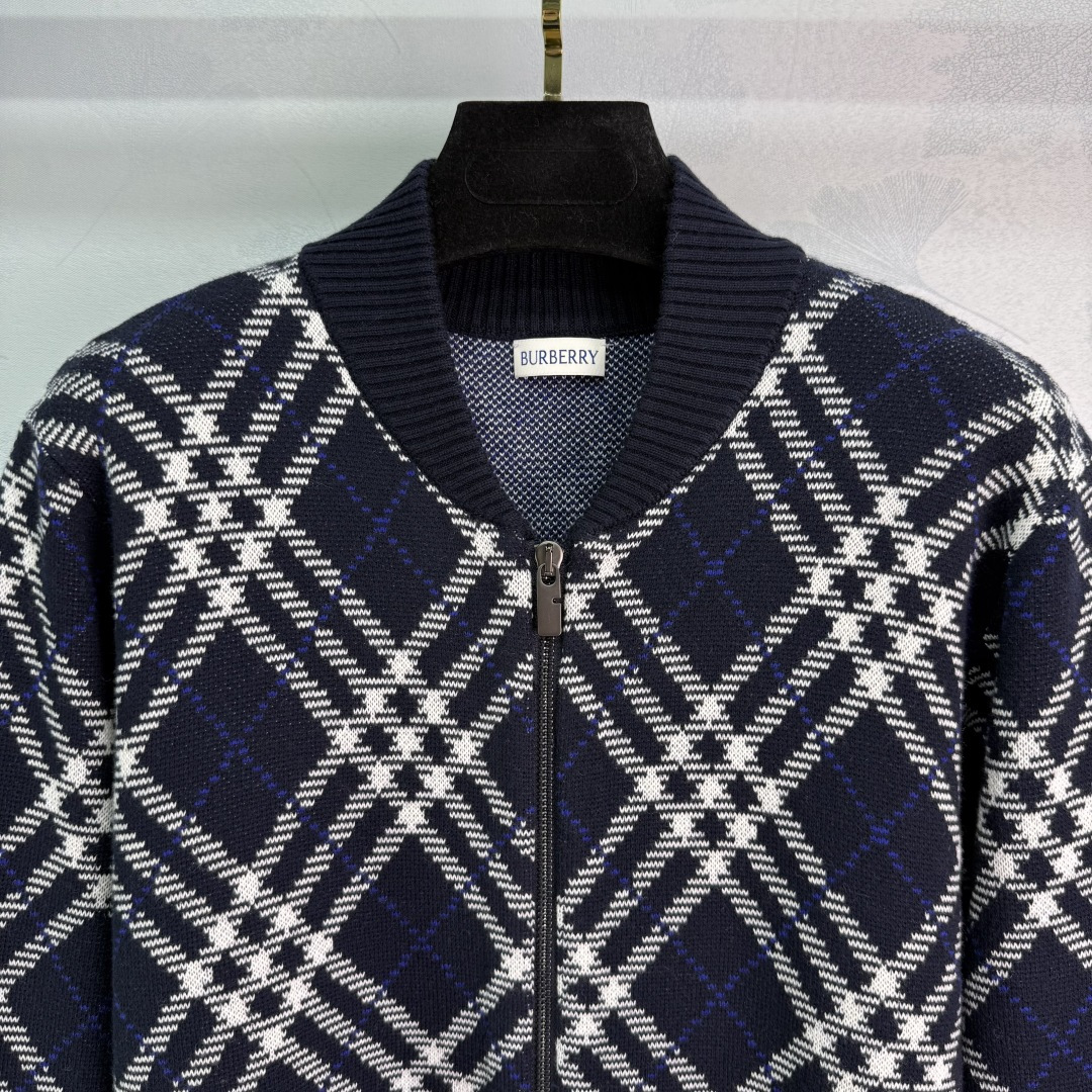 “2025 New Singley Collar Crochet Female Suit: Customized Wool Line-Making, Delicate and Cozy” - 图片 2