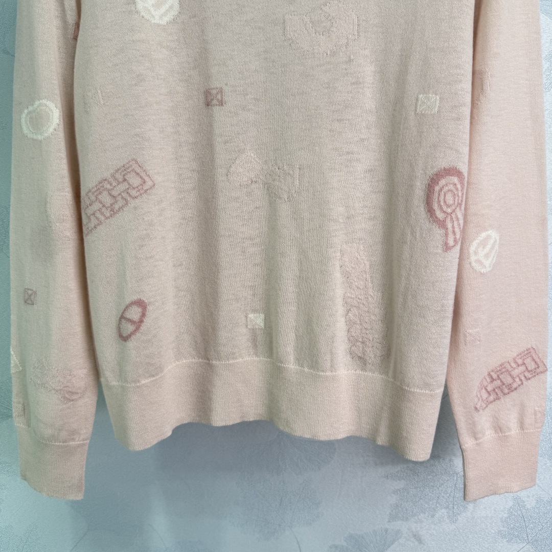 Title: P696 Women’s Outfit with T-Shirts in 2 Colors and 3 Sizes. - 图片 7