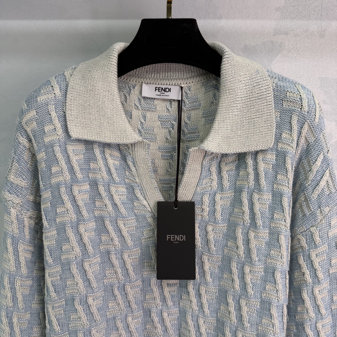 “Original Women’s Suit with FF-Weave Long Sleeves in Cappowder Cappuccino Series – Stylish, Classic, One Size” - 图片 2