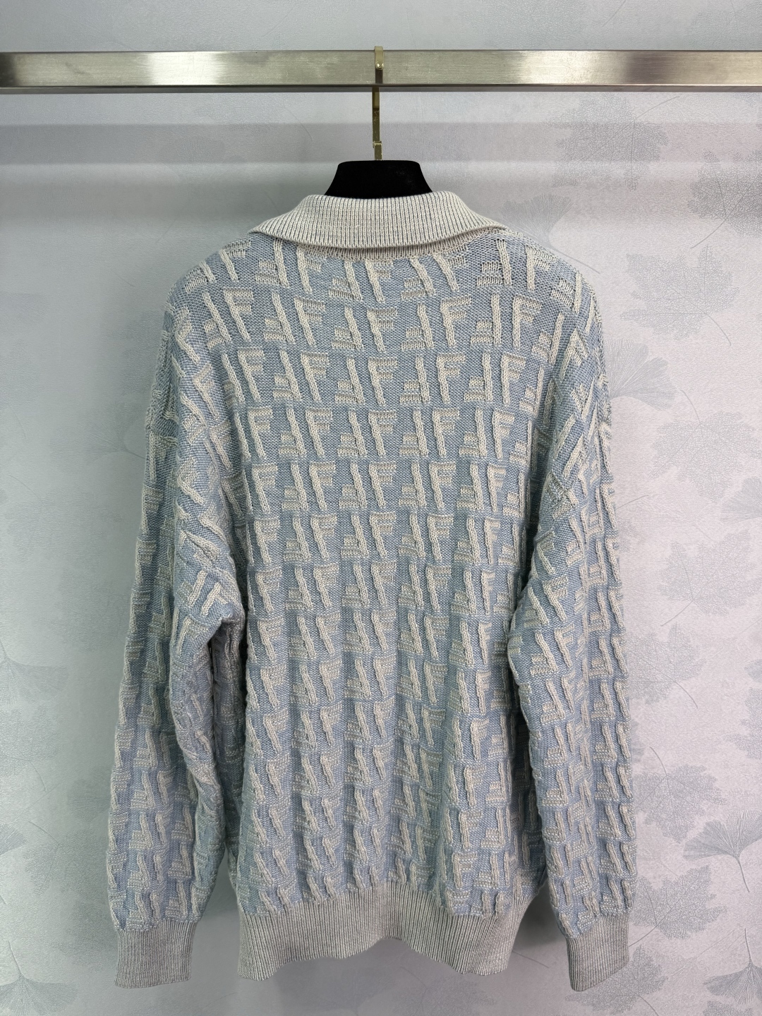 “Original Women’s Suit with FF-Weave Long Sleeves in Cappowder Cappuccino Series – Stylish, Classic, One Size” - 图片 9