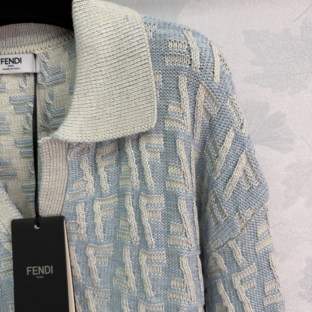 “Original Women’s Suit with FF-Weave Long Sleeves in Cappowder Cappuccino Series – Stylish, Classic, One Size” - 图片 3