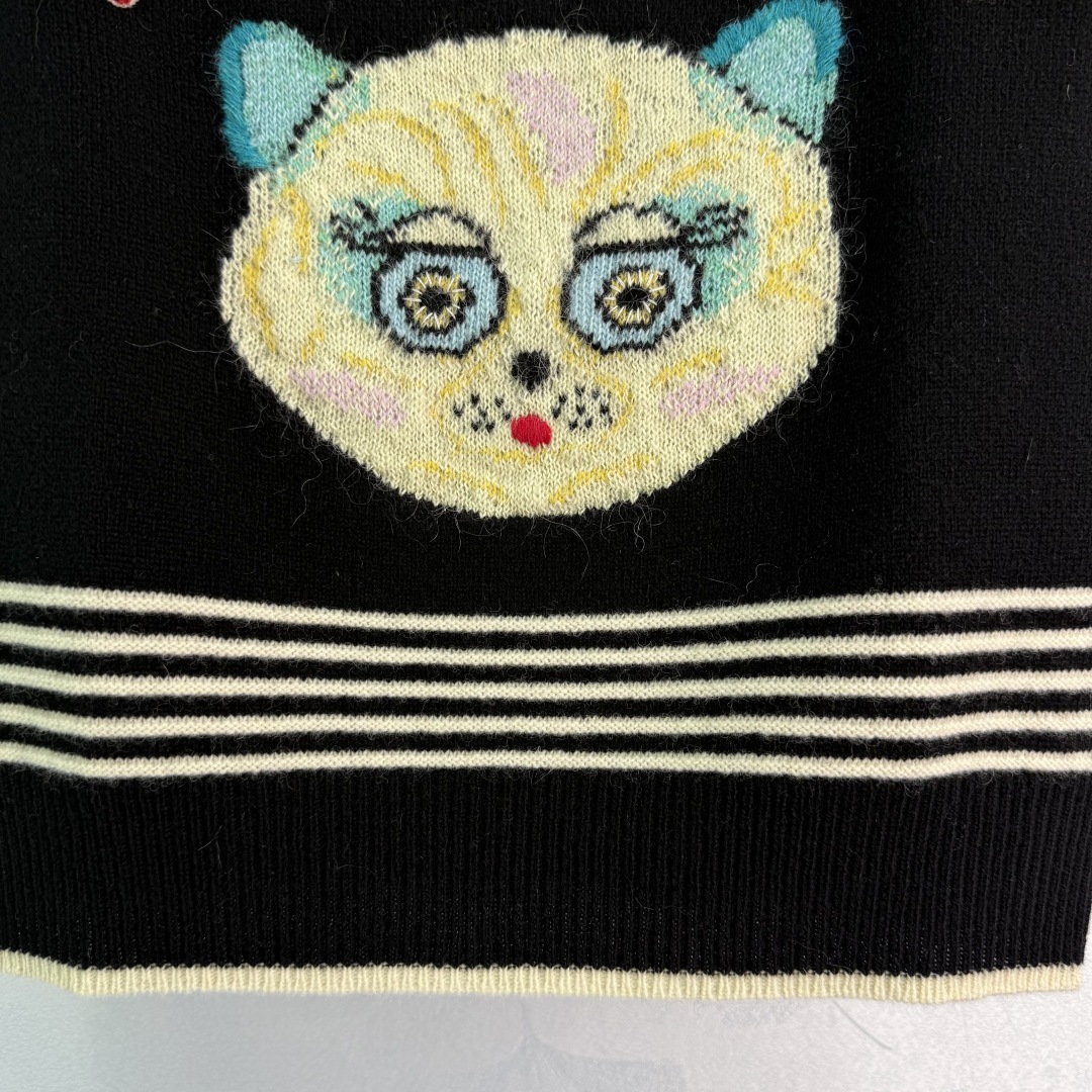 “Valentine’s 2025 Female Suit: One-Size-Fits-All with Cute Cat Design – Picture Color Options” - 图片 7