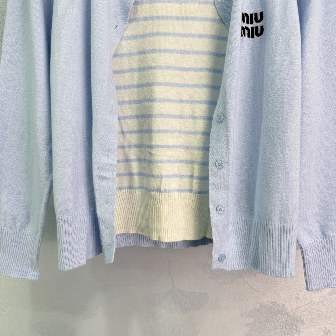 Miu *25 Classic Striped Dress: Versatile One-Size-Fits-All Design for Fall and Winter - 图片 7