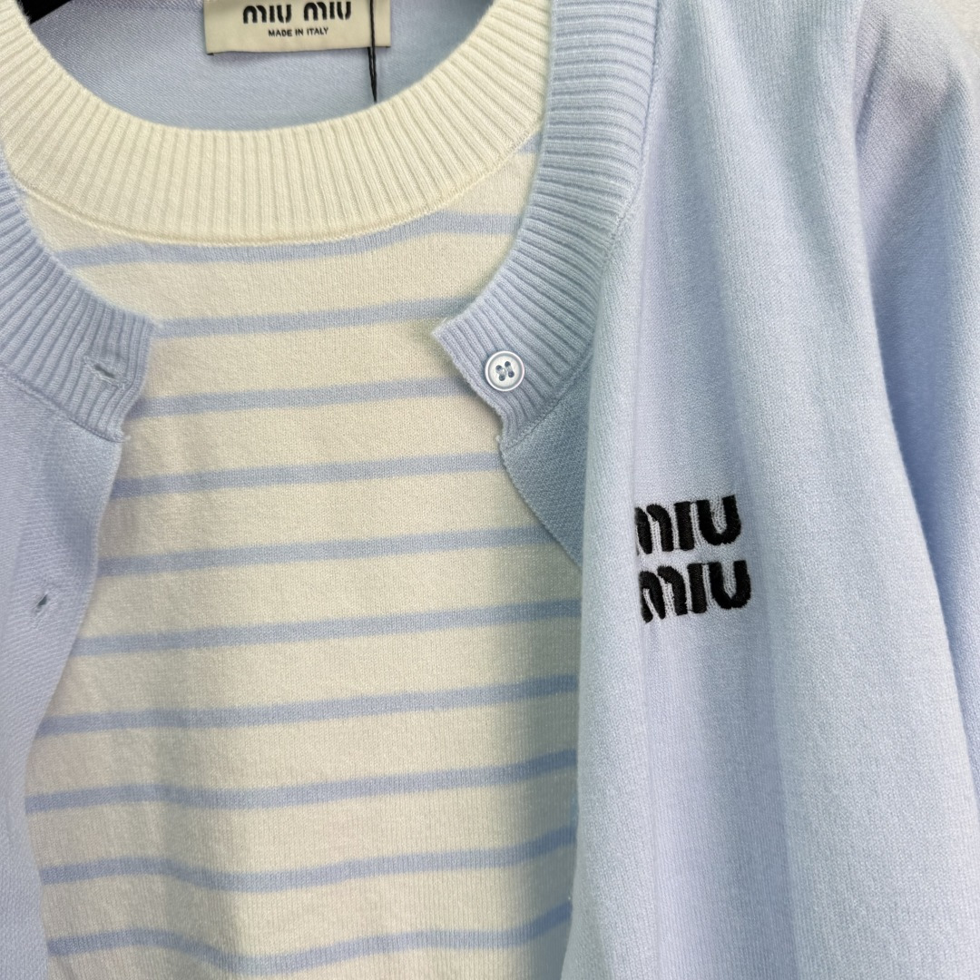 Miu *25 Classic Striped Dress: Versatile One-Size-Fits-All Design for Fall and Winter - 图片 6