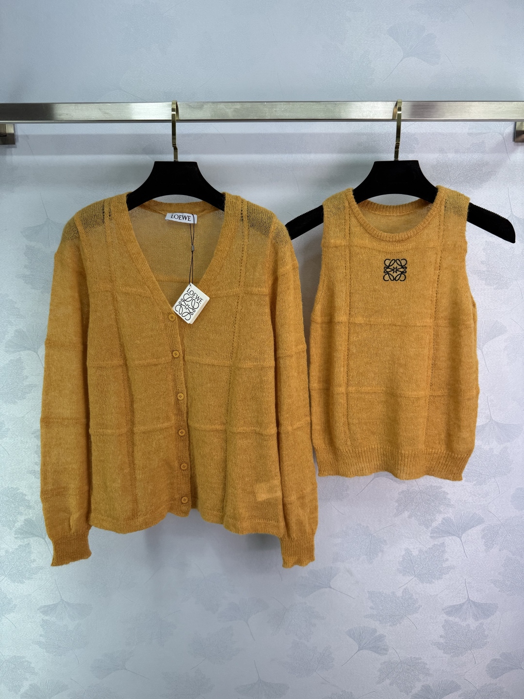 Loewe Ensemble Cardigan et Débardeur en Maille Motif Carreaux pour Femme