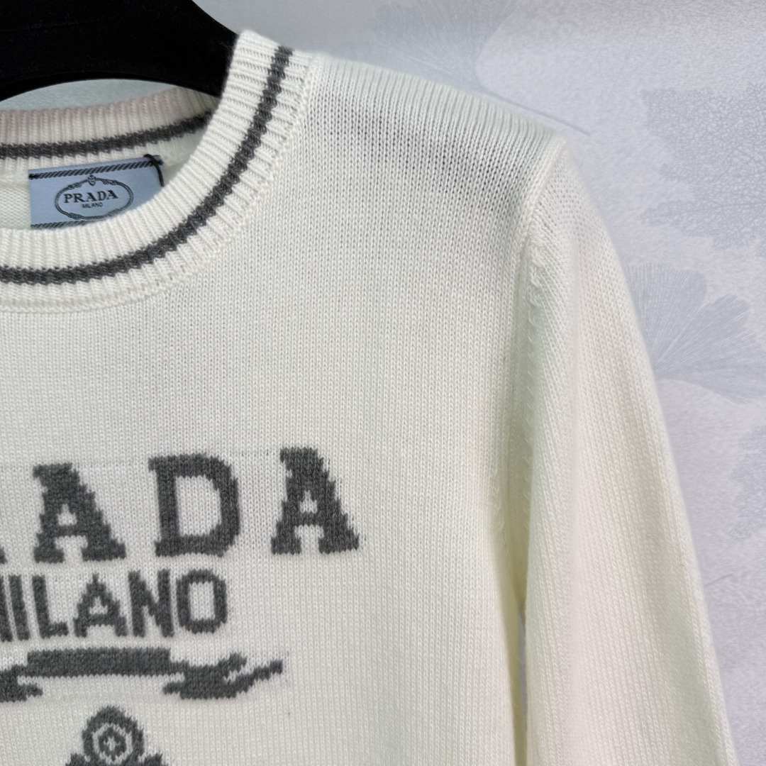 Prada Milano Wool Knit Sweater, Long Sleeve, Crew Neck, Fall Collection 5 cmp i1757949208219 7355 0 4