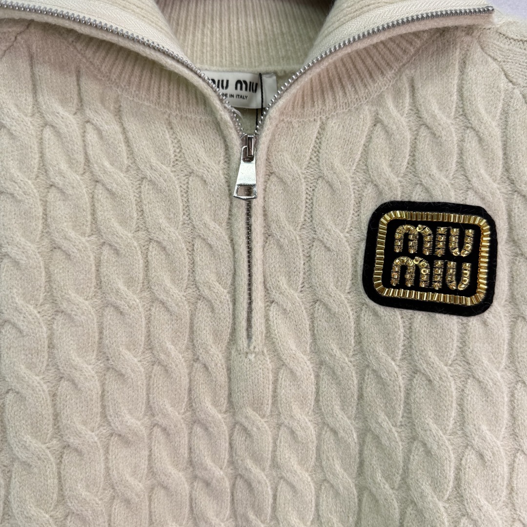 Miu Miu Women's Wool Cable Knit Half-Zip Sweater with Logo Patch 6 cmp i1757950178652 4472 0 5