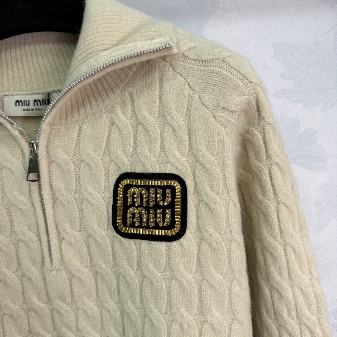 Miu Miu Women's Wool Cable Knit Half-Zip Sweater with Logo Patch 5 cmp i1757950178654 6926 0 4