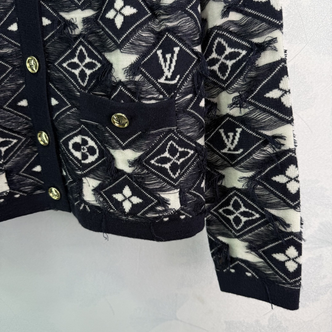 cmp i1757952144181 1808 0 6