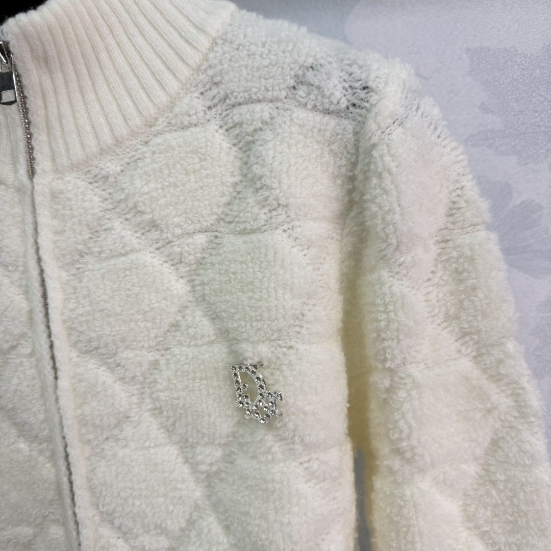 cmp i1759080680158 9237 0 4