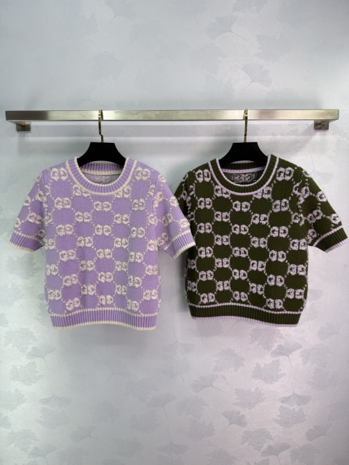 Gucci Double G Logo Knit Short Sleeve Top - Round Neck, Ribbed Trim 1 Gucci Double G Logo Knit Short Sleeve Top - Round Neck, Ribbed Trim