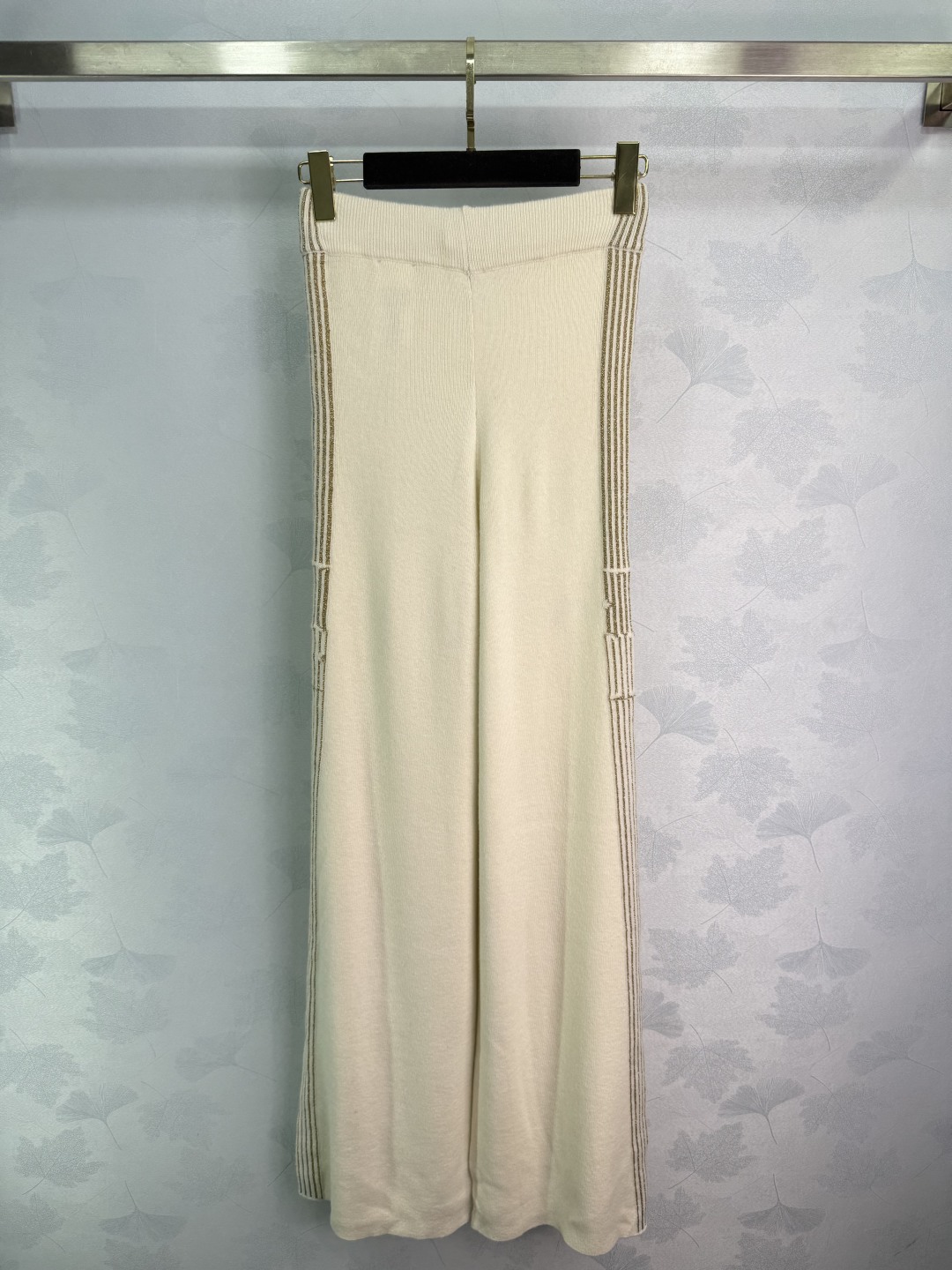 Pantalon Tricot Rayé Dior Automne, Coupe Ample et Confortable