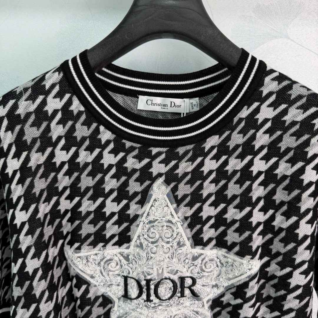 디올 여성 반팔 126446 Dior T Shirt 썸네일 이미지