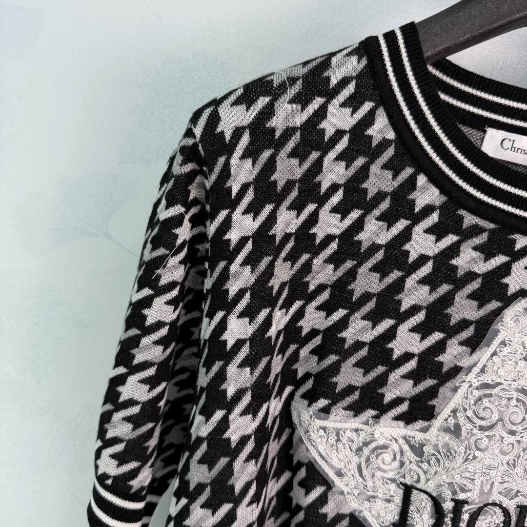디올 여성 반팔 126446 Dior T Shirt 썸네일 이미지