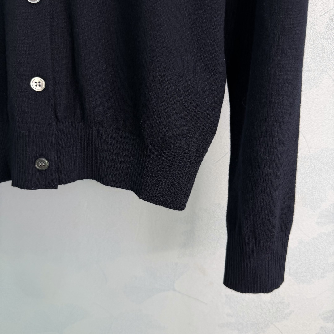 미우미우 체크 카라 네이비 니트 가디건 상세 이미지 8