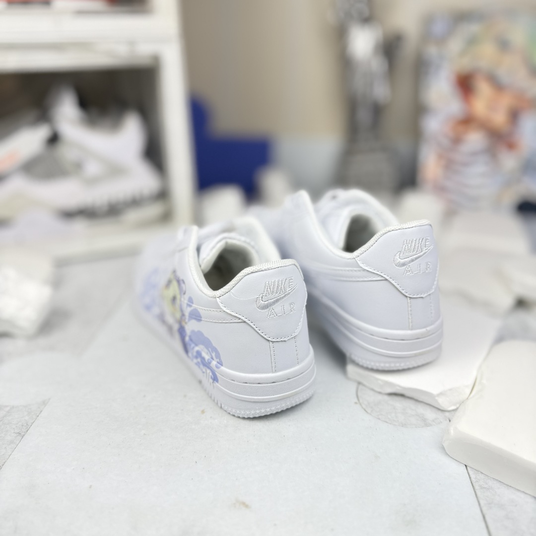 放店✅💰64  空军彩绘敖丙

M高版本套楦工艺 正确版型 尺码36-44 男女码现货 