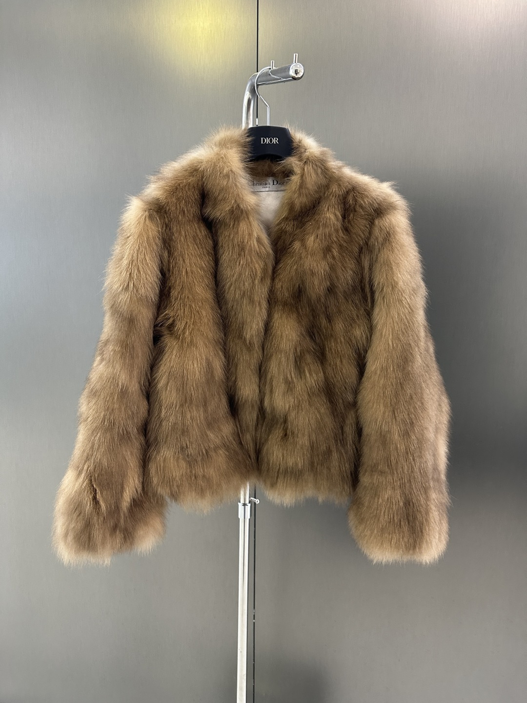 NO:637871,Dior *new autumn and winter fox fur coat imported white fox high-end quality Maillard color m-xl (length 55, bust 94, size L), Dior-clothing, dior, dior, jackets & coats, alexander wang19860909Dior *秋冬新款狐狸毛皮草外套 进口白狐 高端品质 美拉德色系 m-xl（衣长55,胸围94,码数L）,迪奥-服装,dior,dior,jackets & coats,alexander wang,Women's clothing