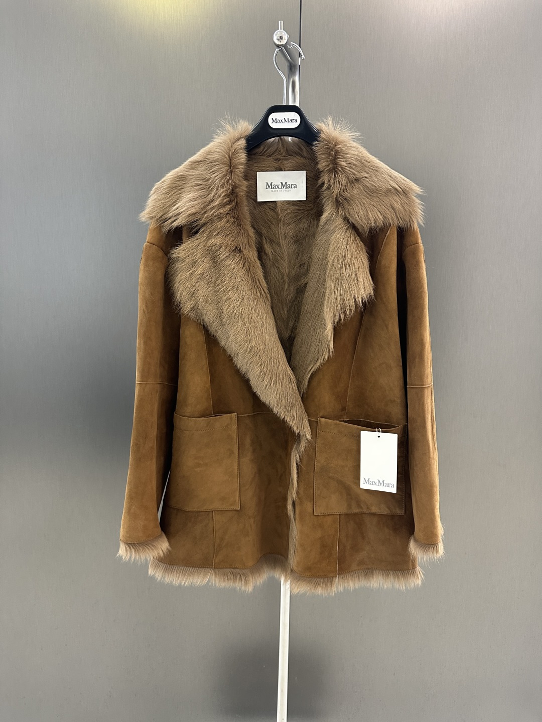 NO:637727,Maxmara autumn and winter new high-quality fur all-in-one imported goat suede and fur all-in-one high-end fashion 2 colors on sale SML (length 74, bust 112, size s), Maxmara-clothing, alexander wang19860909Maxmara 秋冬新品高品质皮毛一体上新 进口山羊绒面皮毛一体 高级时尚  2色发售 SML（衣长74,胸围112,码数s）,麦丝玛拉-服装,alexander wang,Women's clothing