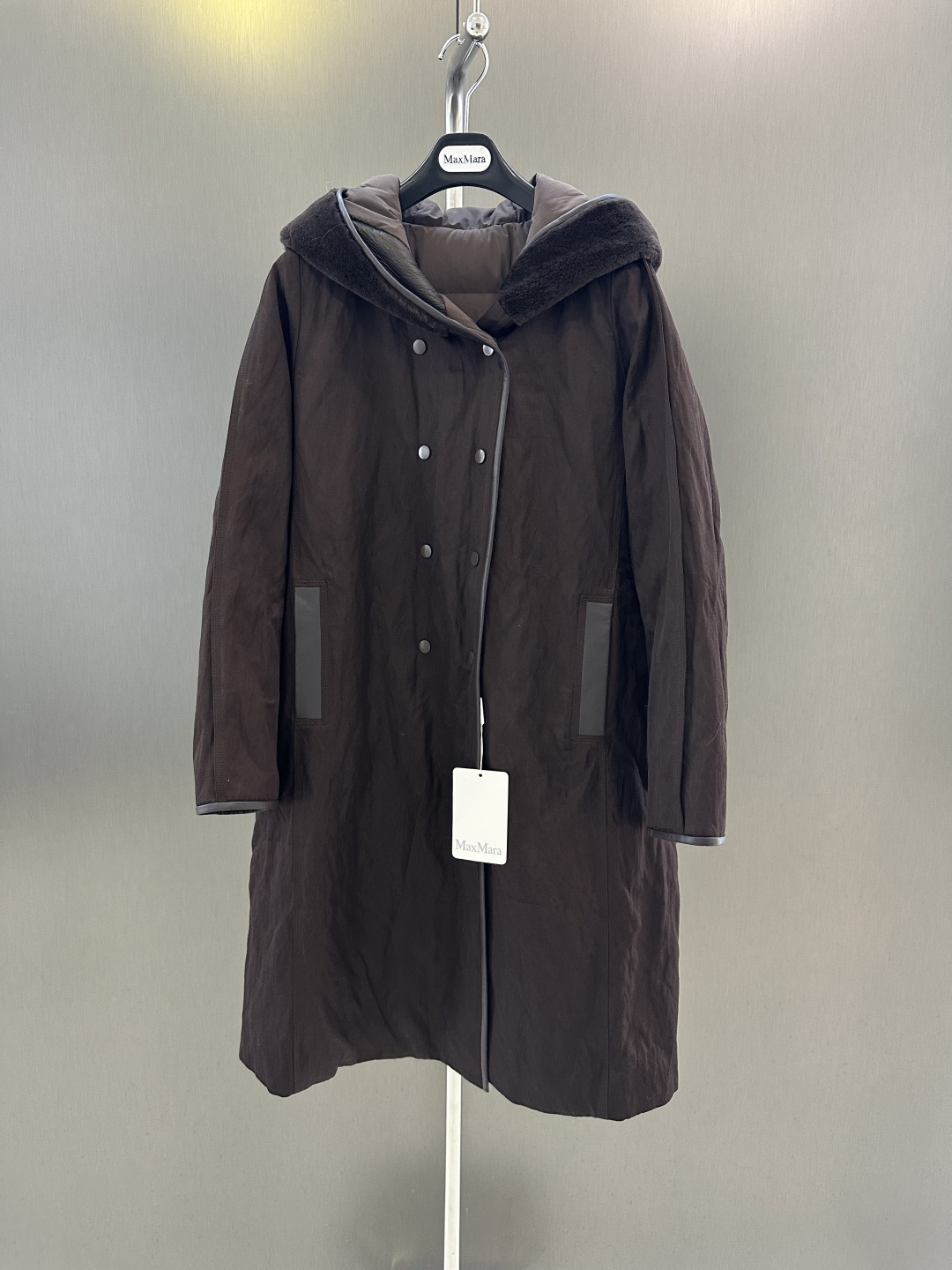 NO:637723,Maxmara new autumn and winter double-sided fur jacket, spliced ​​with wool and fur, customized fabric, very wide and stylish, goose down filling inside sm (length 95, bust 120, size s),Maxmara-clothing,jackets & coats,alexander wang19860909Maxmara 秋冬新款双面穿皮草外套 拼接羊毛皮毛一体 定制面料 挺阔有型 内里鹅绒填充 sm（衣长95,胸围120,码数s）,麦丝玛拉-服装,jackets & coats,alexander wang,Women's clothing