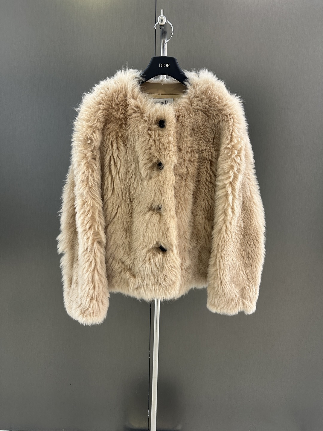 NO:638644,Maxmara autumn and winter new high-quality fur one-piece, imported Tuscan fur one-piece, classic style, single-breasted design, timeless sm (length 60, bust 108, size m), Maxmara-clothing, alexander wang19860909Maxmara 秋冬新款高品质皮毛一体 进口托斯卡纳皮毛一体 经典款 单排扣设计 永不过时 sm（衣长60,胸围108,码数m）,麦丝玛拉-服装,alexander wang,Women's clothing