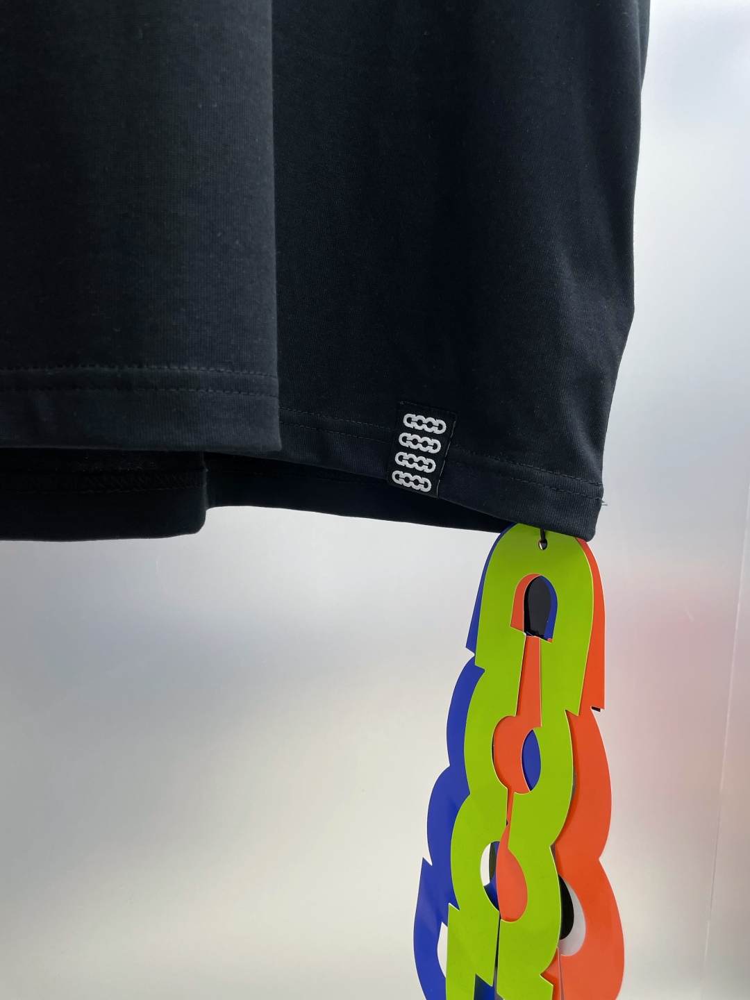 💰70 
GOODBRAND GOOD 烫钻 LOGO字母印花时尚短袖T恤 HH
男女同款
黑色
码数：S M L XL