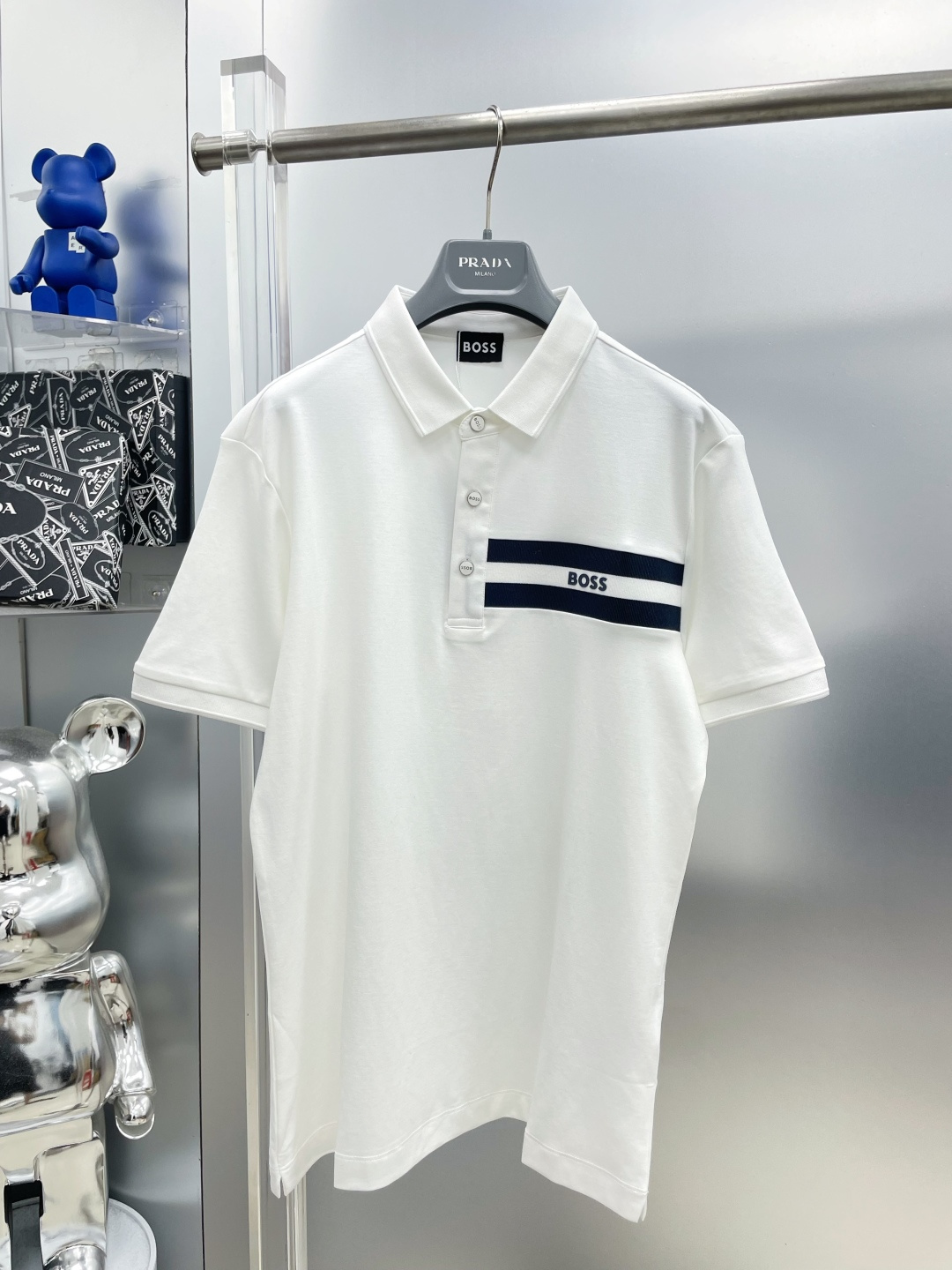 NO:935331,Boss 25ss new spring and summer logo letter short-sleeved lapel polo shirt T-shirt MM high-end customization ~ avant-garde design!  Customized mercerized pique cotton, soft to the touch ~ comfortable to wear ~ hardware and metal logo crafts embellishment, versatile business and casual style, allowing you to perfectly combine fashion, leisure and business!  A must-have item for trendy men!  The upper body is so handsome!  Size M L XL 2xl 3xl 4XL,,T-shirt,tees,t-shirt,19860909Boss 25ss新款春夏徽标字母短袖翻领polo衫T恤 MM 高端订制～ 设计前卫！订制丝光珠地棉、手感柔软～穿着舒适～五金金属徽标logo工艺点缀百搭商务休闲款 让您时尚休闲与商务完美结合！潮男必备单品 ！上身帅爆！ 码数M L XL 2xl 3xl 4XL,,T-shirt,tees，t-shirt,,Men's clothing