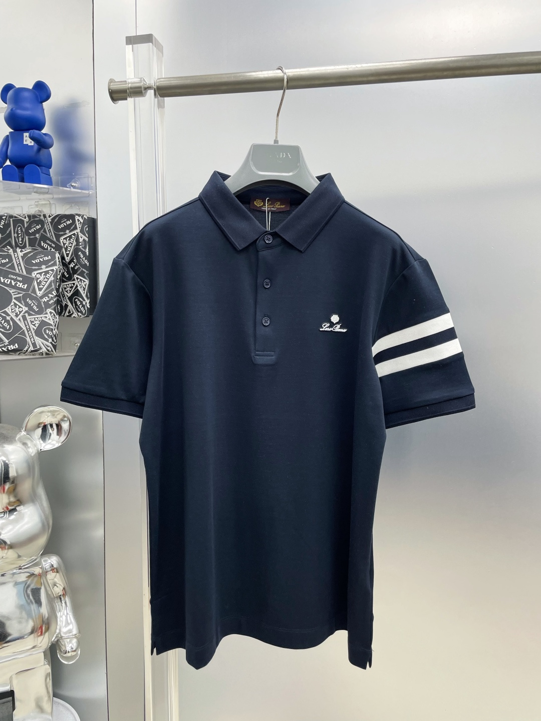 NO:935105,Lss new spring and summer webbing splicing logo letters short-sleeved lapel polo shirt T-shirt MM high-end customization ~ avant-garde design!  Customized mercerized pique cotton, soft to the touch ~ comfortable to wear ~ hardware and metal logo crafts embellishment, versatile business and casual style, allowing you to perfectly combine fashion, leisure and business!  A must-have item for trendy men!  The upper body is so handsome!  Size M L XL 2xl 3xl 4XL,,T-shirt,tees,t-shirt,19860909Lss新款春夏织带拼接徽标字母短袖翻领polo衫T恤 MM 高端订制～ 设计前卫！订制丝光珠地棉、手感柔软～穿着舒适～五金金属徽标logo工艺点缀百搭商务休闲款 让您时尚休闲与商务完美结合！潮男必备单品 ！上身帅爆！ 码数M L XL 2xl 3xl 4XL,,T-shirt,tees，t-shirt,,Men's clothing