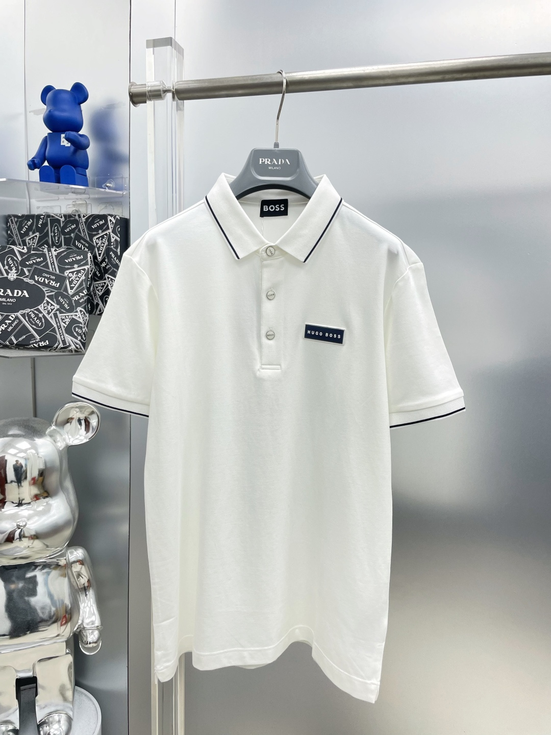NO:935339,BOSS 25ss new spring and summer logo letter short-sleeved lapel polo shirt T-shirt MM high-end customization ~ avant-garde design!  Customized mercerized pique cotton, soft to the touch ~ comfortable to wear ~ hardware and metal logo crafts embellishment, versatile business and casual style, allowing you to perfectly combine fashion, leisure and business!  A must-have item for trendy men!  The upper body is so handsome!  Size M L XL 2xl 3xl 4XL,,T-shirt,tees,t-shirt,19860909BOSS 25ss新款春夏徽标字母短袖翻领polo衫T恤 MM 高端订制～ 设计前卫！订制丝光珠地棉、手感柔软～穿着舒适～五金金属徽标logo工艺点缀百搭商务休闲款 让您时尚休闲与商务完美结合！潮男必备单品 ！上身帅爆！ 码数M L XL 2xl 3xl 4XL,,T-shirt,tees，t-shirt,,Men's clothing