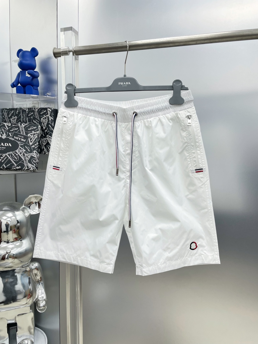 NO:935125,1v Louis 2026 new summer presbyopic stitching LOGO casual shorts MM advanced custom-made breathable fabric, extremely breathable, elastic and comfortable, with impeccable details, and the accessories are equipped with delicate and soft feel!  The upper body fit is awesome!  Size M-XXXL,,louis vuitton,shorts,198609091v 路易 2026夏季新款老花拼接LOGO休闲短裤 MM 高级定制面料透气面料 透气弹力舒适度极高,细节无可挑剔,辅料配备 手感细腻柔软！上身版型超赞！ 尺码M-XXXL,,louis vuitton,shorts,,Men's clothing