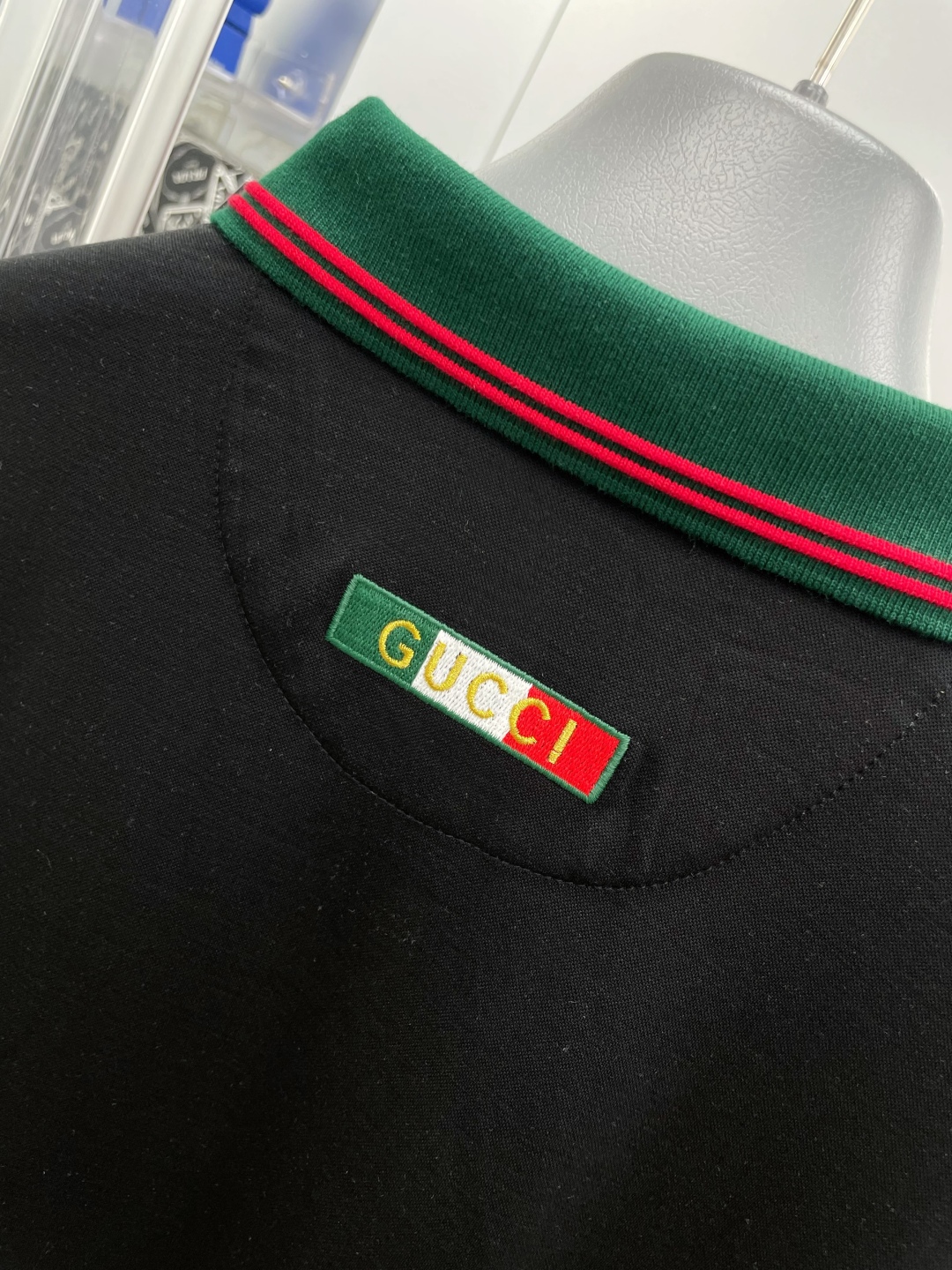 Gucci Men's Black Polo Shirt With Embroidered Bee Logo,Short Sleeve 11 cmp i1748775212940 4109 0 9
