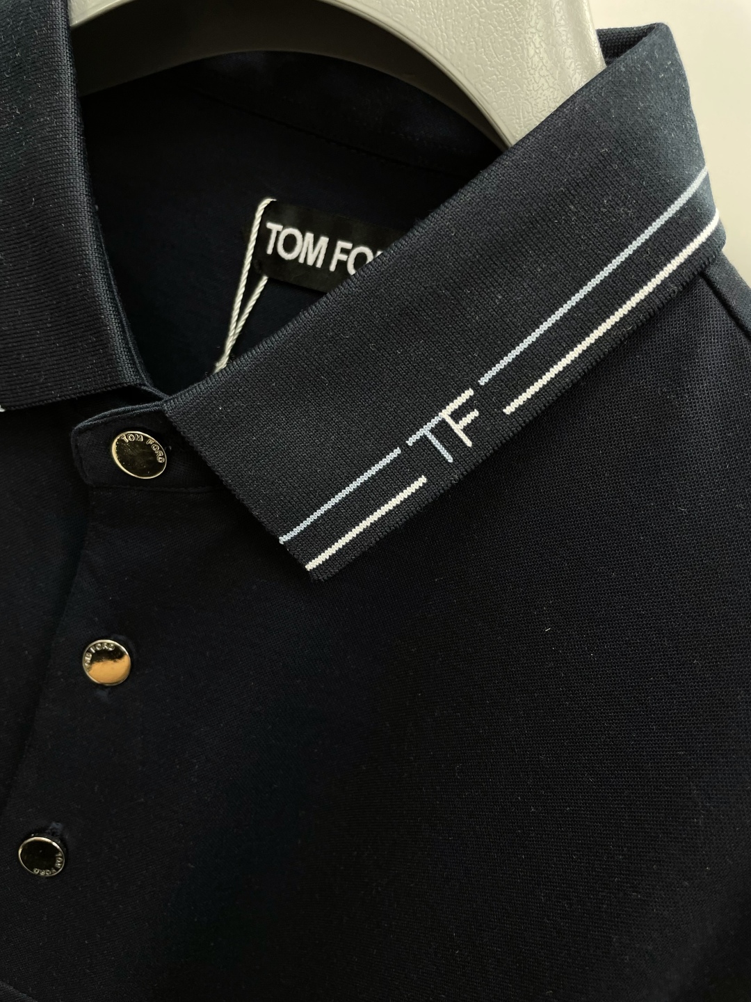 Tom Ford Men's Slim-Fit Short-Sleeve Polo Shirt - Breathable Fabric 4 cmp i1748775278945 6650 0 3