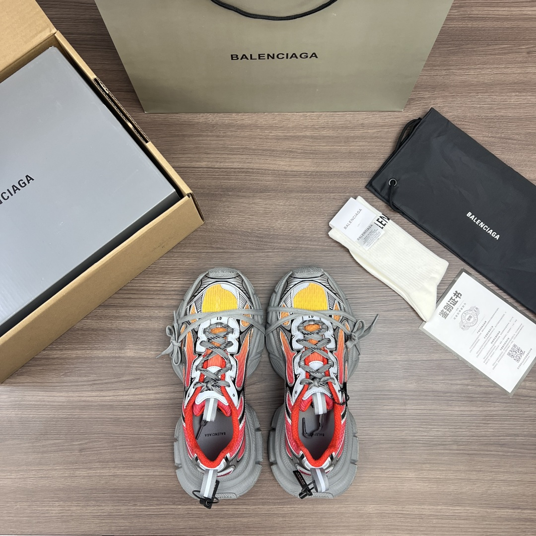 Balenciaga Balenciaga Phantom Sneaker 巴黎世家全新做旧 #3XL 十代灰彩虹潮流跑鞋