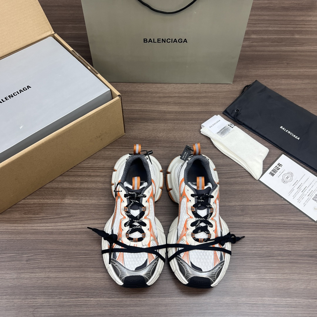 NO:256972,The top version of Balenciaga Phantom Sneaker Balenciaga brand new and old #3XL ten generation gray-orange trendy running shoes. While continuing the outdoor contour and complex upper structure of the Track Trainer, the new version adds transparent strap parts to the heel, making the whole shoe look more retro. Packaging: A complete set of original aircraft box reinforcement packaging accessories. See the picture as if you see the goods!  Number of codes: 35-46 codes!  (One size larger, wear 37 shots, 36 shots, etc.), dad shoes, balenciaga, balenciaga, balenciaga, tom ford19860909顶级版本 Balenciaga Phantom Sneaker 巴黎世家全新做旧 #3XL 十代灰橙色潮流跑鞋. 在延续 Track Trainer 户外轮廓和复杂鞋面结构的同时,新版本在后跟位置增加了透明带的部件,整鞋看起来更加复古. 包装:全套原版飞机盒加固包装配件齐全 见图如见货！ 码数:35-46码！(偏大一码 穿37拍36即可以此类推),老爹鞋,balenciaga,balenciaga,tom ford,Women's Shoes