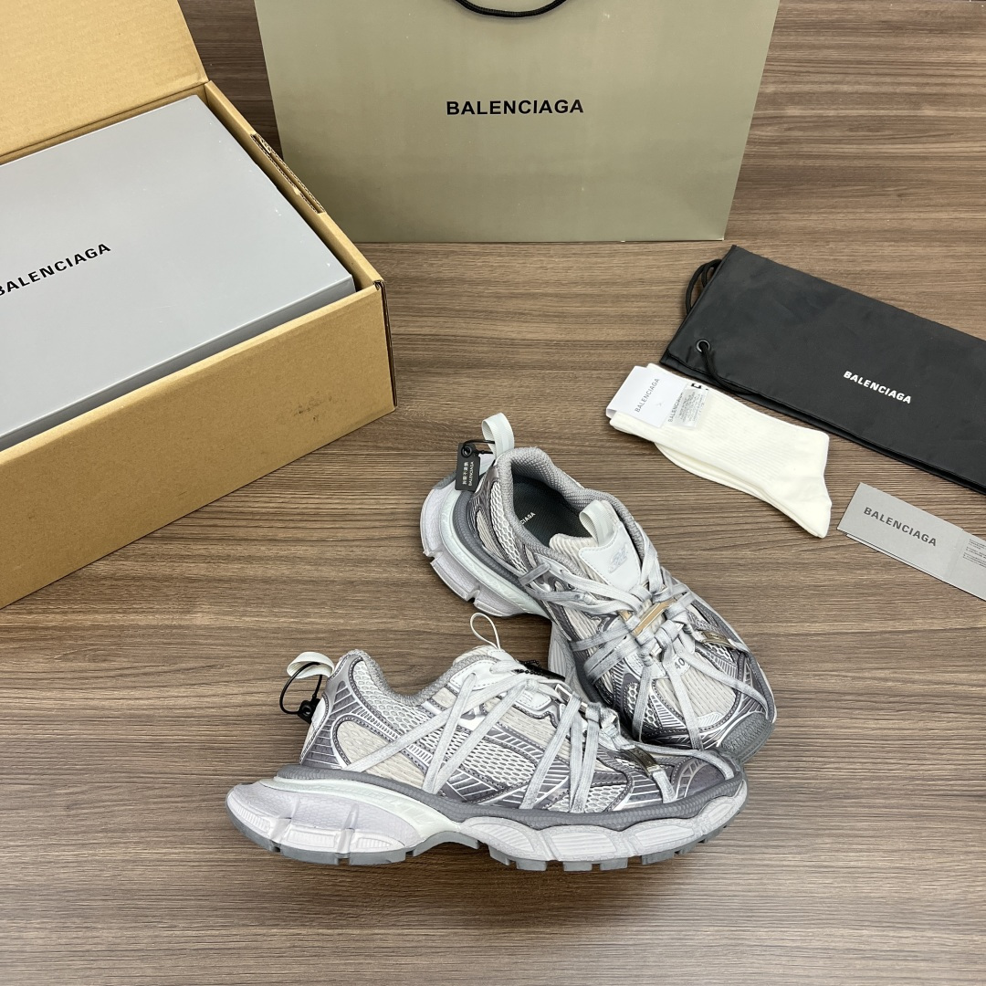 Balenciaga Balenciaga巴黎世家 3XL扣式绑带 圆头系带 低帮 老爹鞋 灰色 在延续 Track Trainer 户外轮廓和复杂鞋面结构的同时