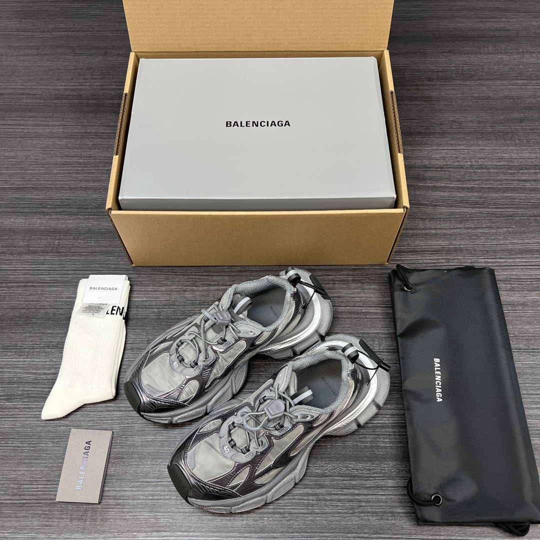 Balenciaga 纯 本Balenciaga巴黎世家 3XL Nylon 人造革 圆头抽绳 低帮 老爹鞋 灰色 在延续 Track Trainer 户外轮廓和复杂鞋面结构的同时