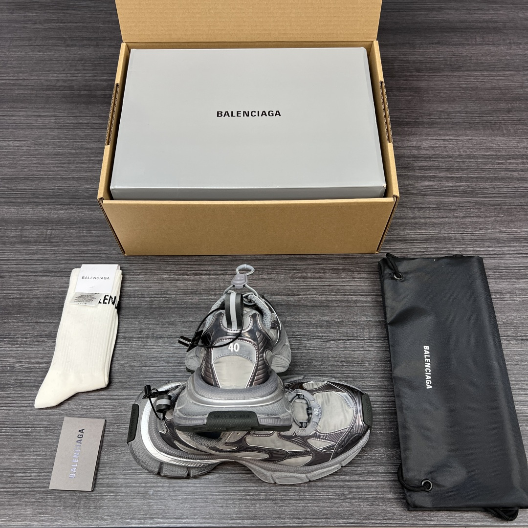 Balenciaga 纯 本Balenciaga巴黎世家 3XL Nylon 人造革 圆头抽绳 低帮 老爹鞋 灰色 在延续 Track Trainer 户外轮廓和复杂鞋面结构的同时