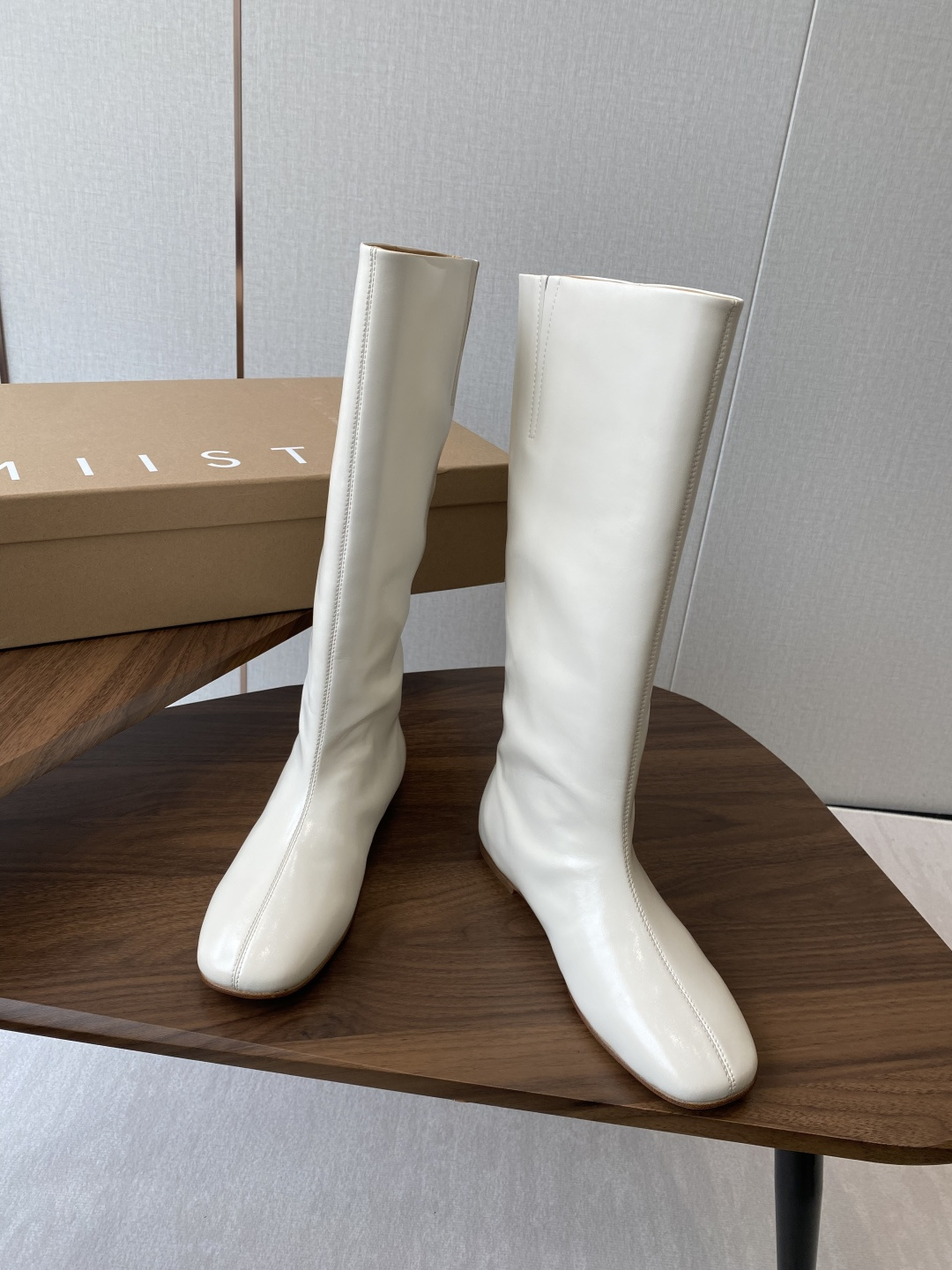 Italian Brand Miista 25ss New Fall/Winter Boots: Engine-Inspired Stylish Comfort - 图片 3