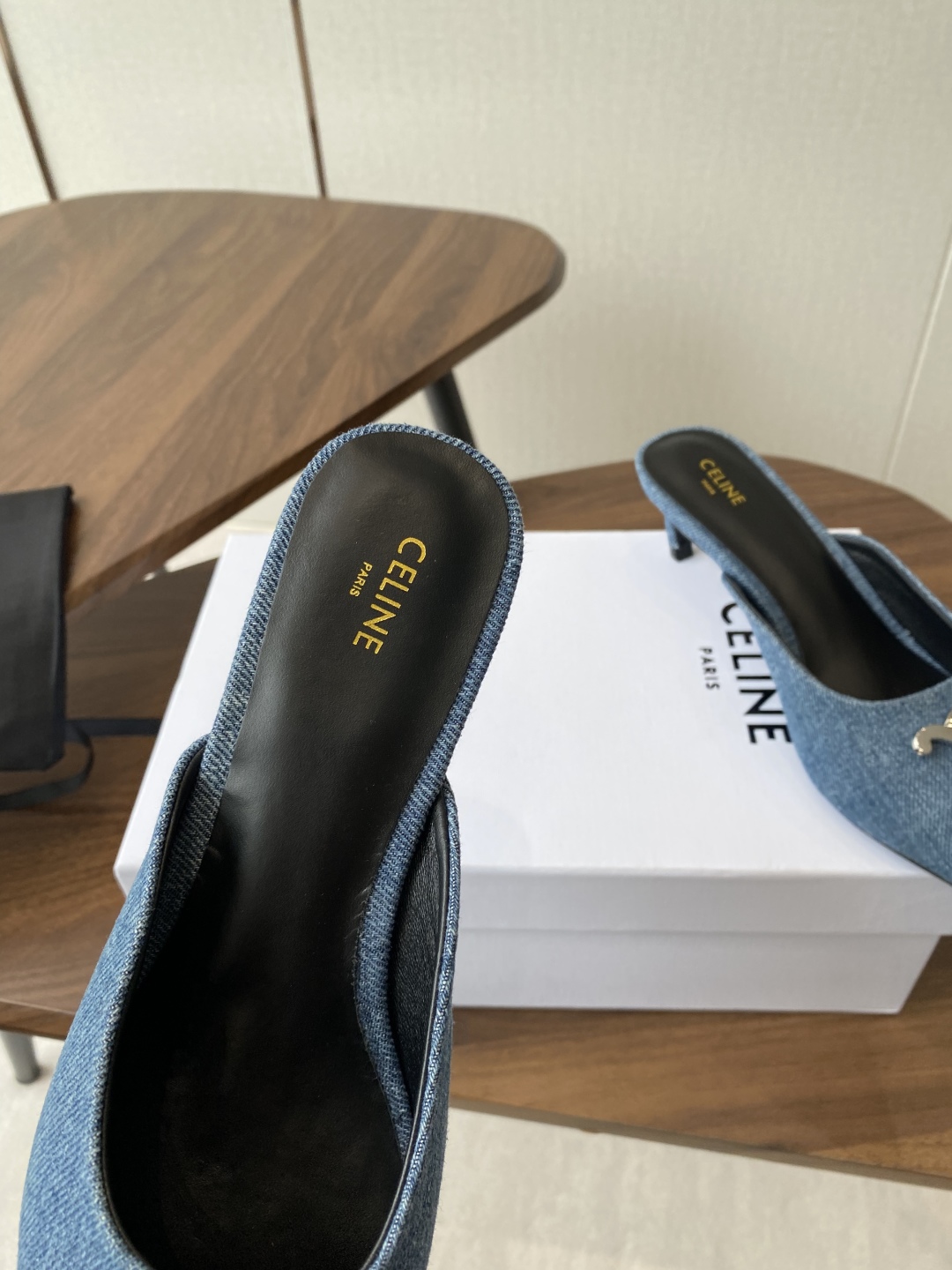 2025SS Slim Heel Slippers: Imported Cowboy Cloth, Bullskin Beads, Size #35-40 - 图片 7
