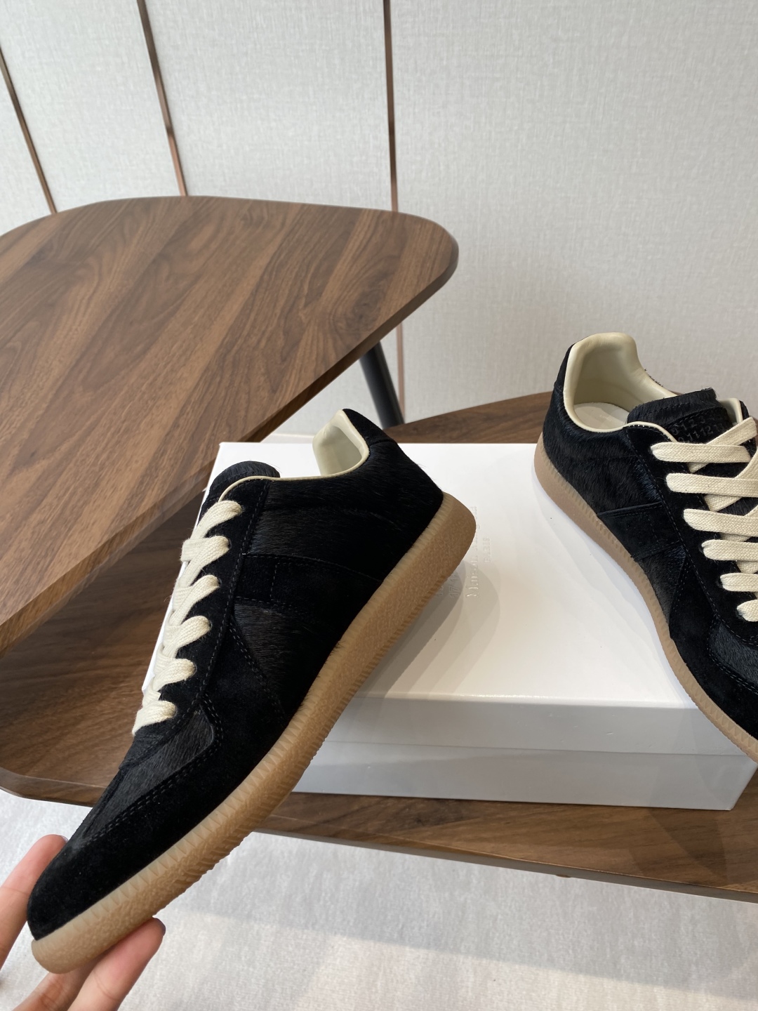 Maison Margiela MM6 Ink Graft Canvas Sneakers: German Design, Comfortable and Stylish Leisure Shoes - 图片 5
