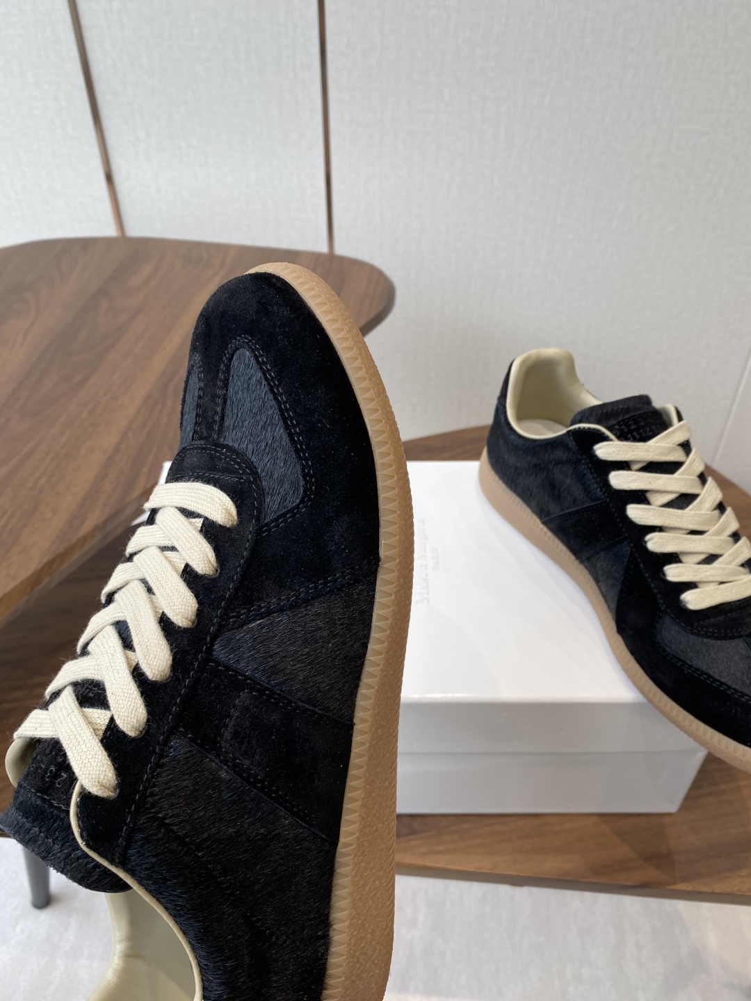 Maison Margiela MM6 Ink Graft Canvas Sneakers: German Design, Comfortable and Stylish Leisure Shoes - 图片 6